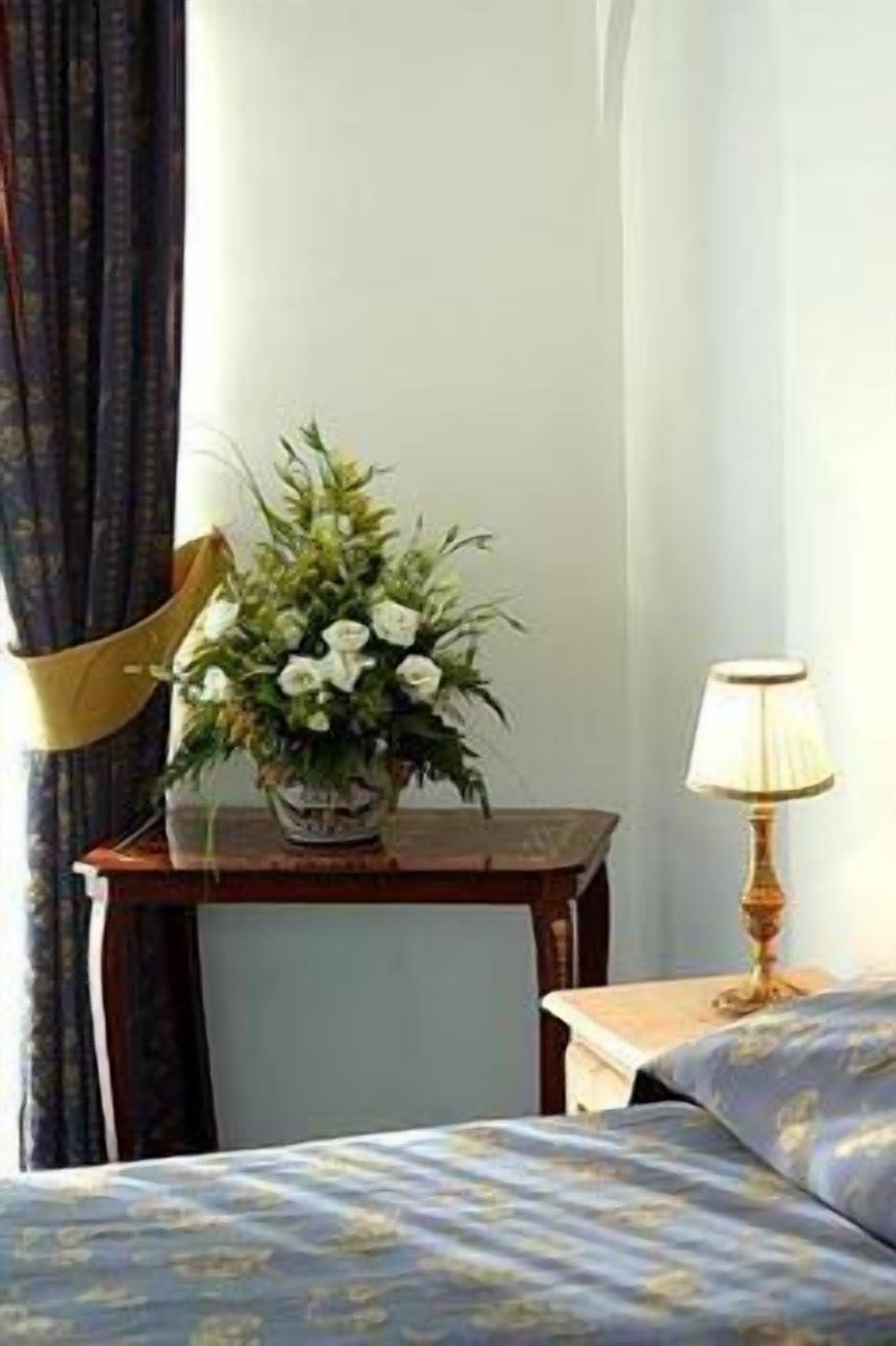 Hotel Bussola Anacapri  Bagian luar foto