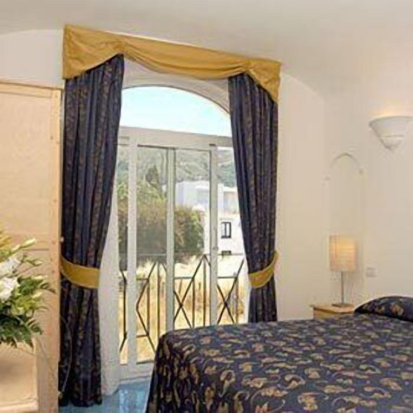 Hotel Bussola Anacapri  Bagian luar foto