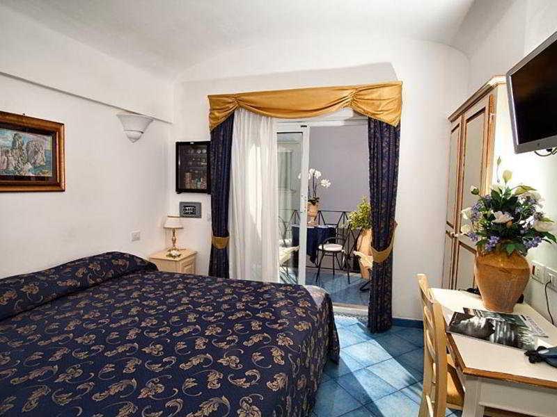 Hotel Bussola Anacapri  Bagian luar foto